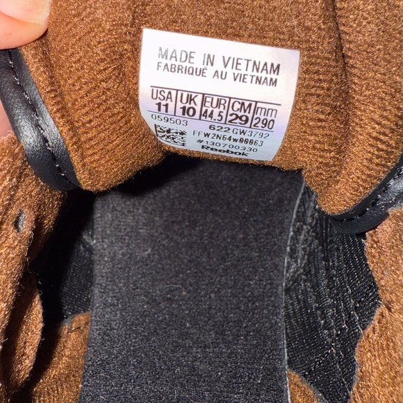 Reebok CL Premium Brown & Black Corduroy Skate Shoes Mens Size 11 US - Picture 4 of 5